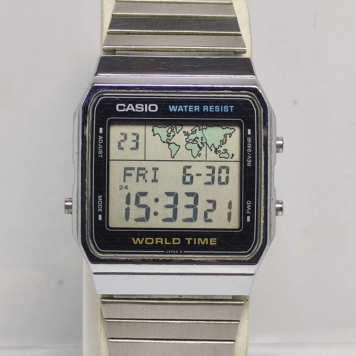 Casio A300U World Time Module.643 Digital Alarm Quartz Vintage Men’s Watch