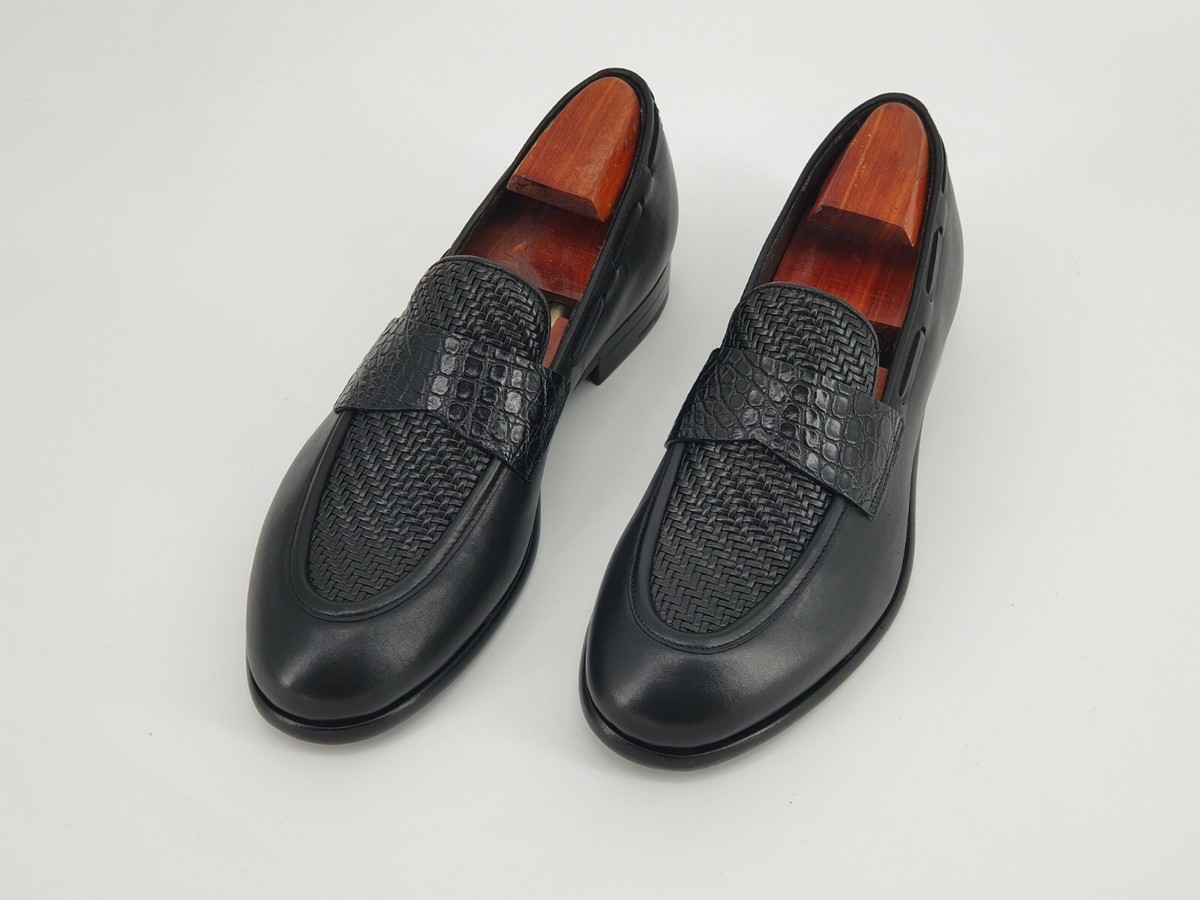 Ermenegildo Zegna Black Crocodile & Leather Loafers EU 8.5 US 9.5 Slipper $5000 Black Ermenegildo Zegna Loafer Casual Shoes for Men for sale  main image 2
