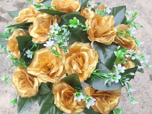 Joblot of 100 pcs GOLD COLOUR artificial single ROSE flowers new wholesale - Picture 9 of 11