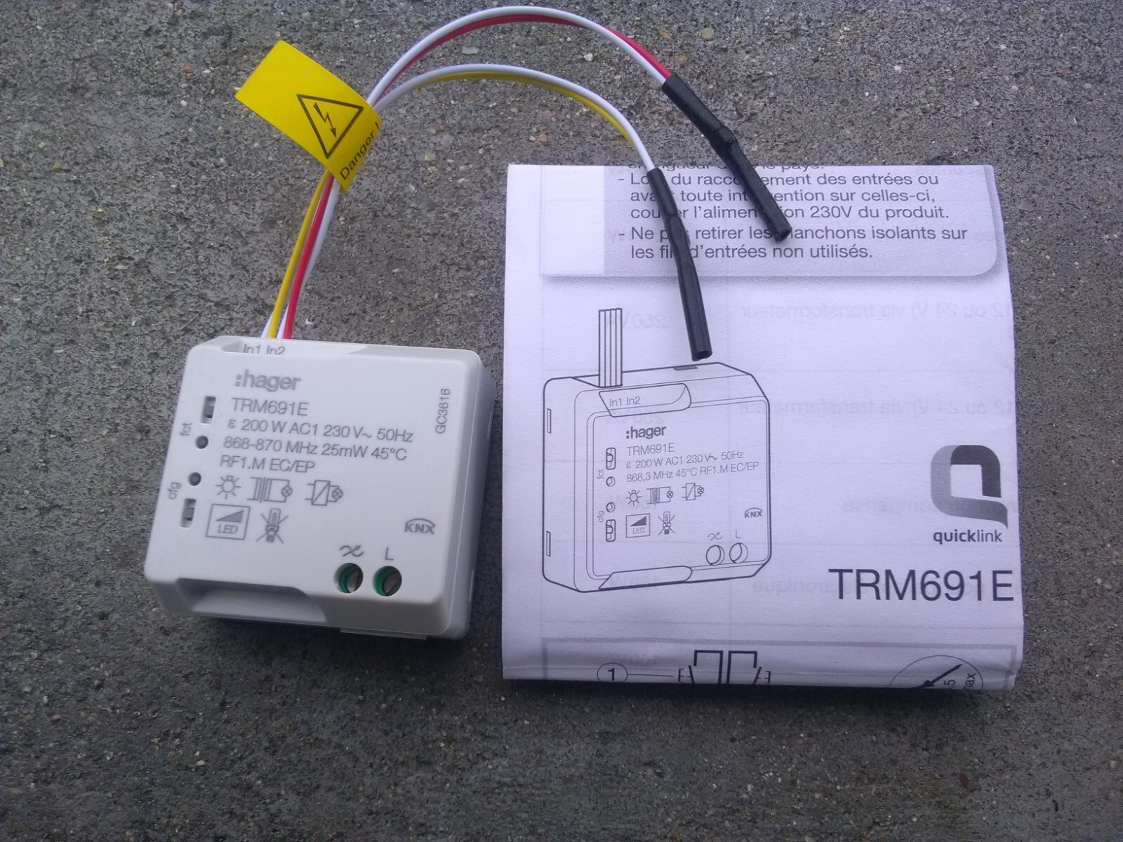 Variateur KNX radio 2 fils HAGER TRM691E micromodule domotique éclairage LED