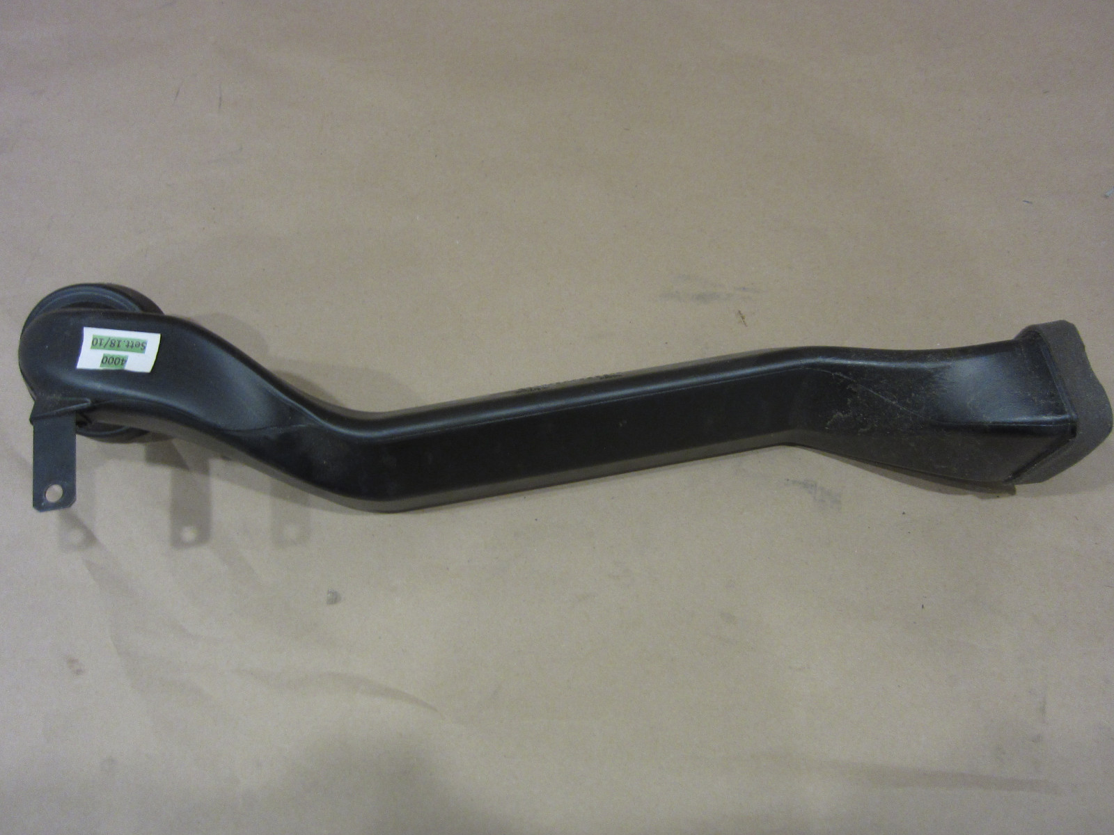 Ferrari California - Passenger Side Air Ducting - P/N 80811200