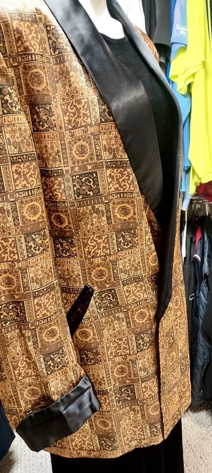 Bata Playboy vintage Lux para hombre para fumar State-O-Maine dorado/negro satinado Foto 2 de 4