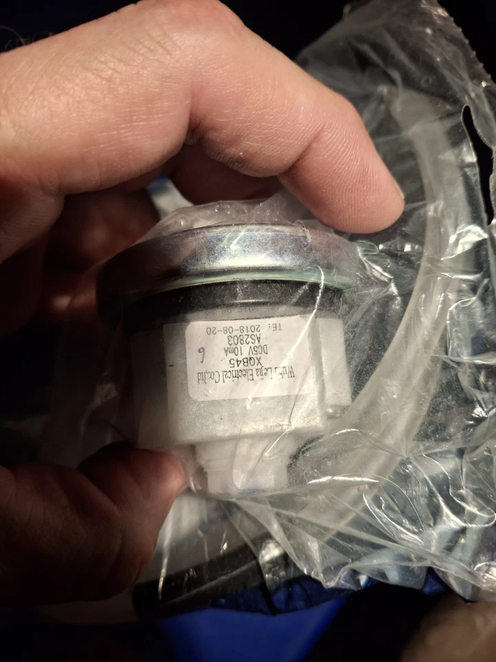 Conjunto de sensor de nivel de agua para lavadora Electrolux 5304511335 OEM Foto 3 de 3