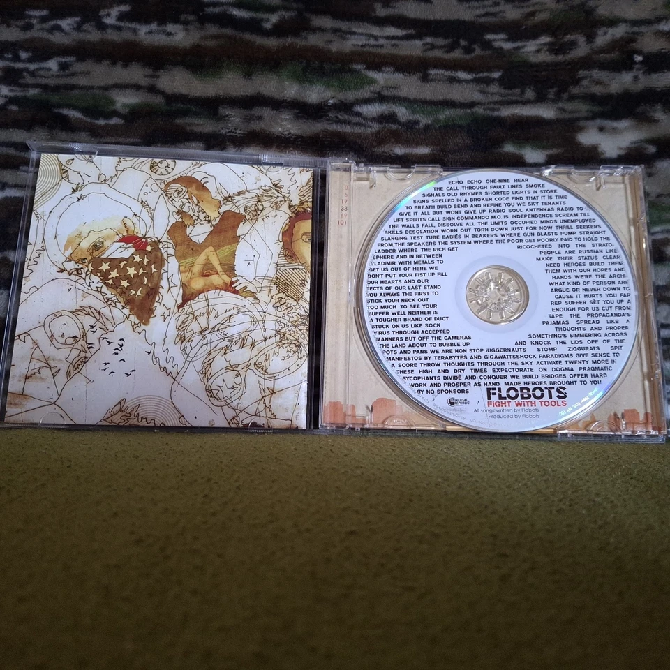 Flobots Fight With Tools SIGNED AUTOGRAPHED CD 2008 Experimental Hip Hop Foto 4 de 4