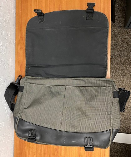 Tumi Over The Shoulder Bag, Balistic Nylon, Green, Lots Of Pockets, Expandable - Picture 5 of 12