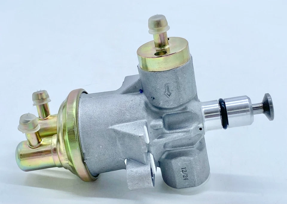 Airtex Mechanical Fuel Pump 61067 - Image 2 of 4