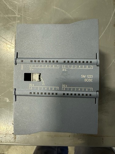 Siemens SIMATIC S7-1200 PLC Module 6ES7 223-1BL32-0XB0