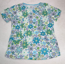 Peaches Sport Blue Green White Floral Geometric Scrubs Top V Neck Pockets