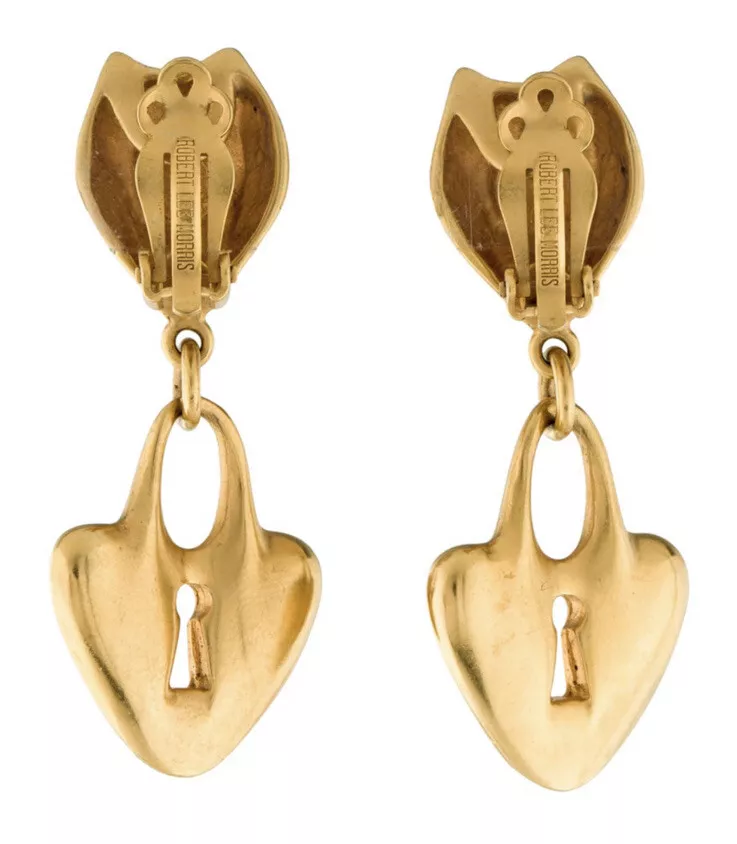 VINTAGE ROBERT LEE MORRIS GOLD PLATED HEART CLIP ON EARRINGS