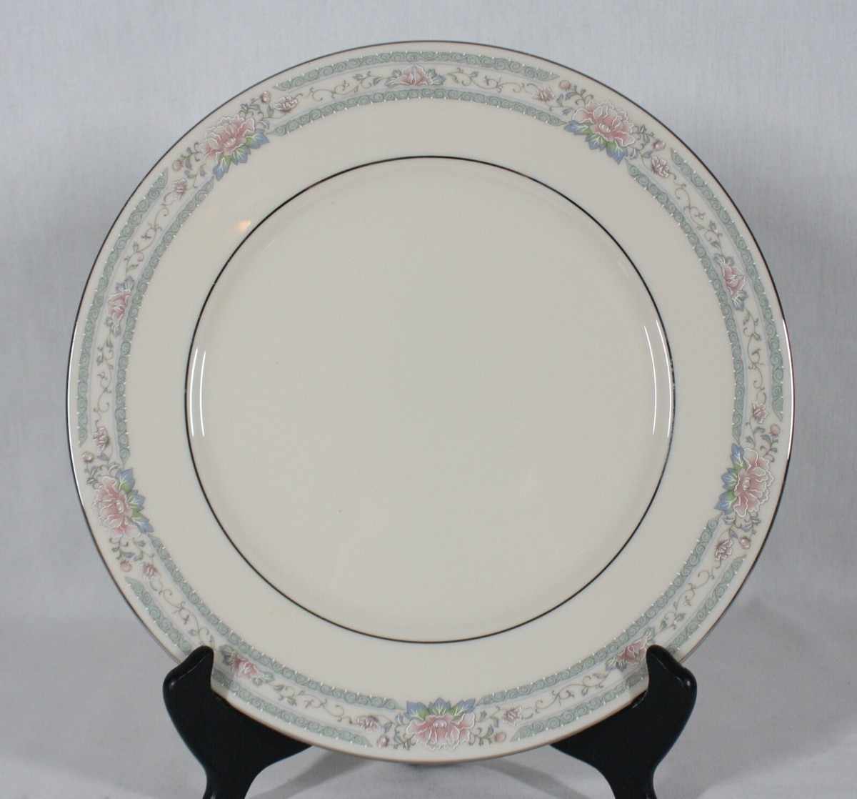 VINTAGE DISCONTINUED LENOX CHINA CHARLESTON DINNER PLATE 10 3/4