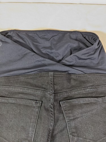 ISABELLE MATERNITY Women's Black Stretch Cut-Off Bermuda Jean Shorts size 6 NWT - Picture 8 of 8