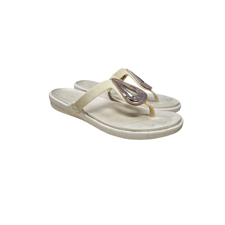 Sandalia Tanga Crocs 9 Sanrah Blanca Plateada Confort Informal Costera Foto 4 de 4