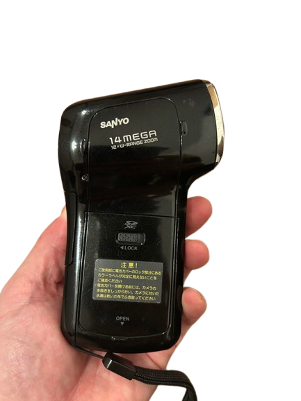SANYO Xacti DMX-CA100 Full HD Waterproof Camcorder 3m AVC/H SANYO Xacti DMX-CA100 Full HD Waterproof Camcorder 3m AVC/H
