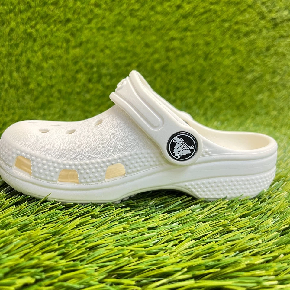 Zueco Crocs Clásico Niños Talla 8C Blanco Playa Caminar Exterior Sandalias Sin Cordones Foto 4 de 4