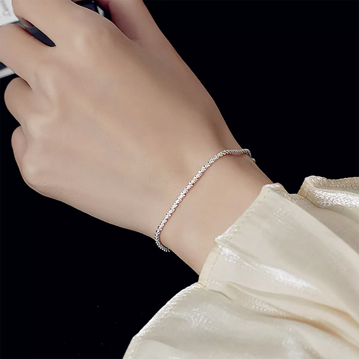 Bracelet delicate shop