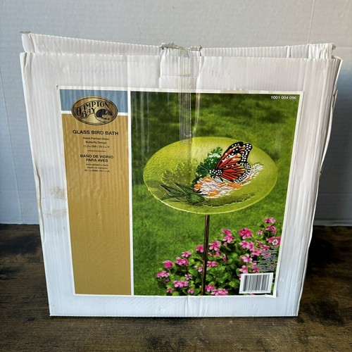 Vintage Hampton Bay Hand Painted Glass Butterfly Design Bird Bath New Old Stock - Picture 3 of 10