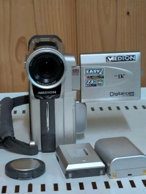 Medion HANDYCAM MD 9090 MiniDV Digital Videocamera Camcorder Ungeprüft Mit 3 Ak. - Bild 1 von 4
