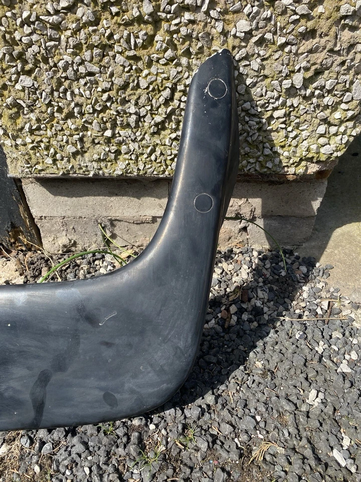 Alerón trasero original Ford Escort MK4 Pre 90 Spec XR3i RS Turbo 1986 a 1989 Foto 2 de 4