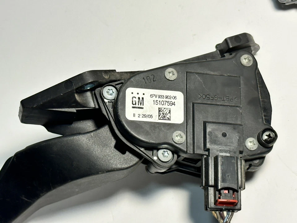 Chevy Silverado Tahoe GMC Yukon 2006-2007 pedal de gasolina accionamiento por cable módulo TAC fabricante de equipos originales Foto 3 de 4