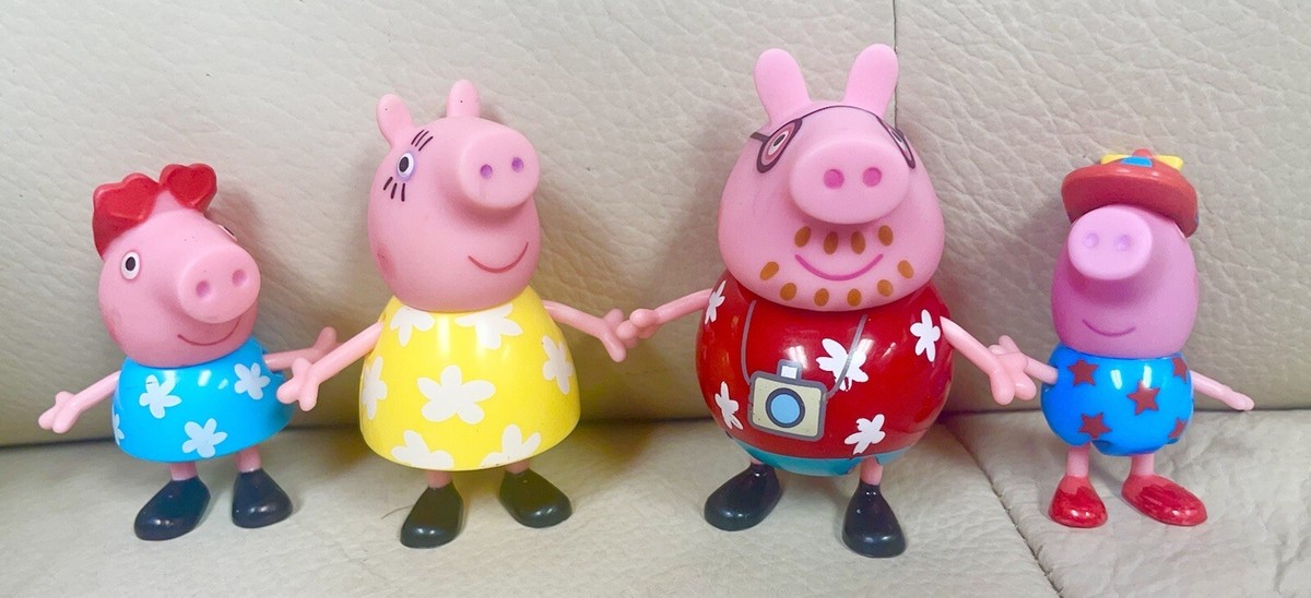 Peppa Pig Figures Mummy Pig~ Daddy Pig~George Peppa Pig Vacation