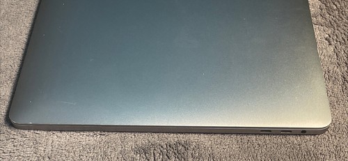 MacBook Pro Mid 2018 15.4" i7-8750H 2.2GHz 16GB DDR4 250GB SSD MR932LL/A A1990-B - Picture 10 of 11