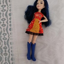 Disney The Descendants Evie Isle Of The Lost Doll 