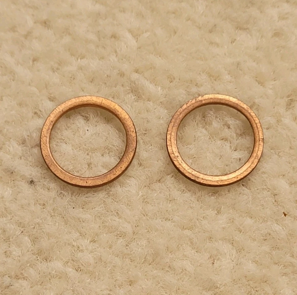 Genuine Ford Sierra 1985-1987 12mm Fuel Filter Sealing Ring - 6054981 x 2 - Image 2 of 4