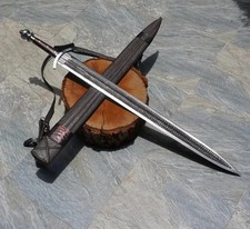 Fully Hand Forged Damascus Steel Medieval / Viking Sword