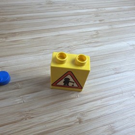 Lego DUPLO Bob The Builder Set 3272 Scoop on Road  Nearly Complete 2001