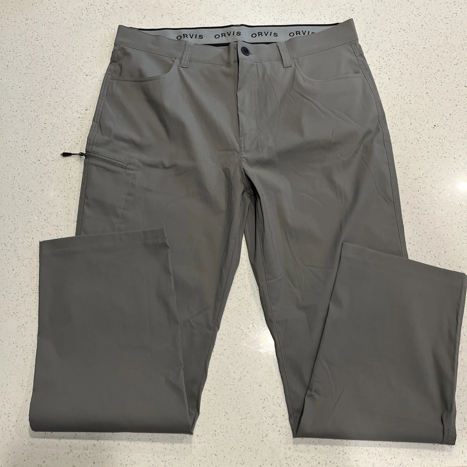 Orvis Men's Pants Size L 38/32 Gray Stretch Fishing Tech Utility Hiking
Opens in a new window or tab