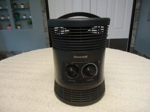 HONEYWELL 1500 WATT 2 SPEED BLACK HEATER HHF360VWMV1 ( works great) *