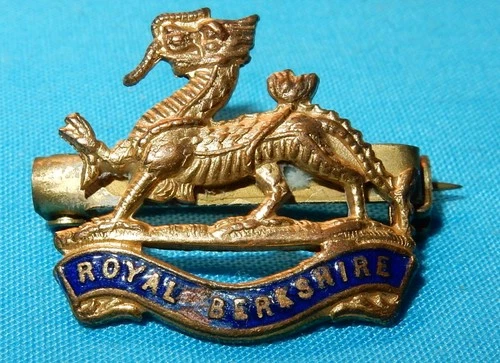 WW1 THE ROYAL BERKSHIRE REGIMENT SWEETHEART MILITARY BADGE WORLD WAR I