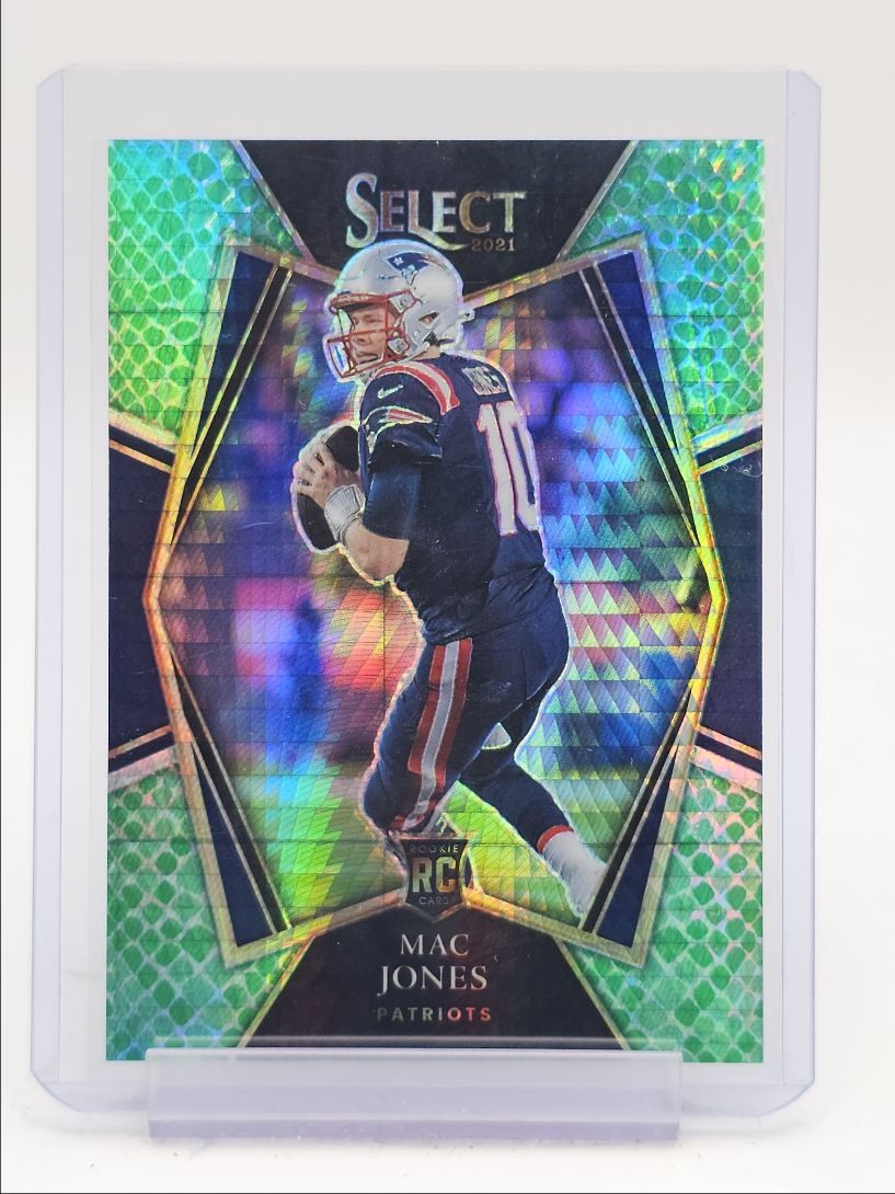 MAC JONES 2021 SELECT PREMIER LEVEL ROOKIE DRAGON SCALE PATRIOTS RC /89 Q1494
