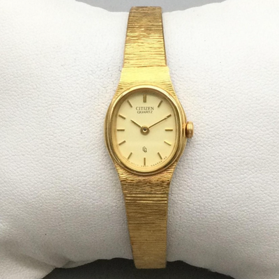 Vintage Citizen Watch Women Gold Tone 17mm Oval Dial 80s New 
