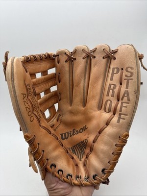 Wilson PRO STAFF A2200 PROFESSIONAL グローブ Wilson PRO STAFF Right Hand Throw Baseball Glove A2200 Centerfold
