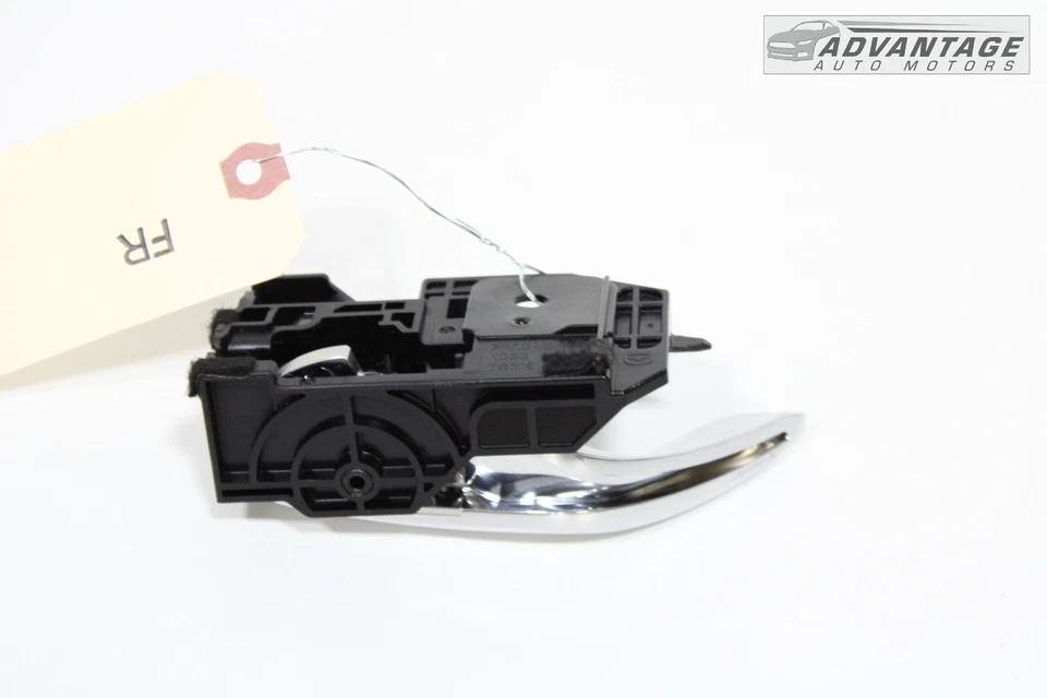 MAZDA 3 2014-2018 panel de puerta lateral del pasajero delantero derecho manija interior OEM Foto 3 de 4