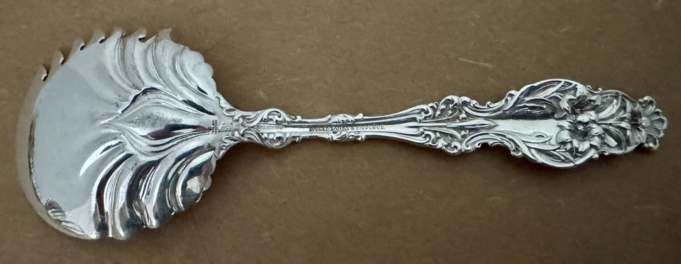 WHITING MFG LILY 6” STERLING PEPINO SERVIDOR PIEZA ANTIGUA Foto 4 de 4