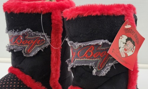 *B3) Betty Boop 2011 King Features Fuzzy Slipper Boots Size 38 (7-7.5) - Picture 5 of 13