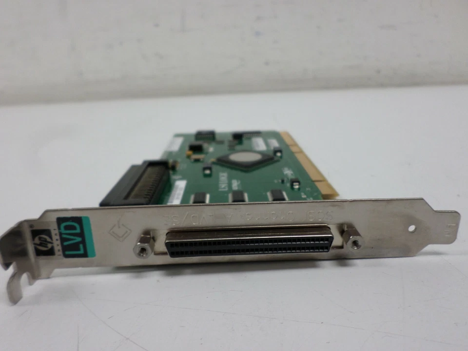 HP LSI Logic LSi20320A-R SCSI RAID Controller 361651-003 - Image 2 of 4