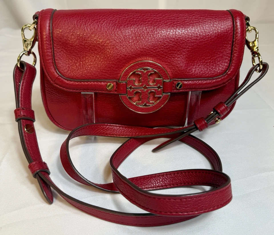 😎😎😎TORY BURCH FUSHA PINK PEBBLED LTR AMANDA Mini Crossbody PHONE WALLET Bag - Image 2 of 4