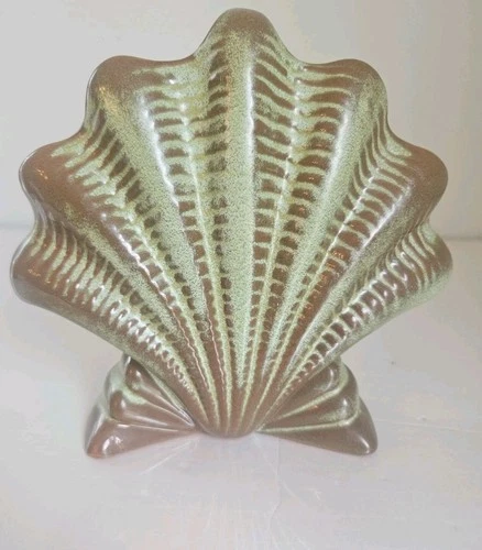 Vintage Frankoma Plainsman  Green And Brown Clam Shell Vase  6 In Tall