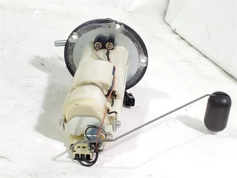 Unidad de envío de bomba de combustible de gas 49040-0035 Kawasaki Vulcan 1700 VN1700 OEM 2009 2022 Foto 4 de 4