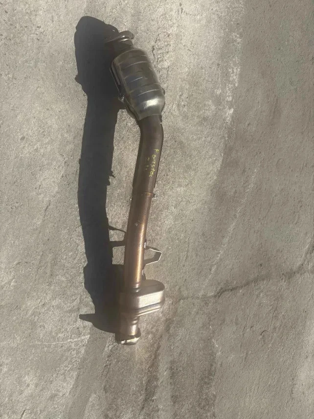 Conjunto de silenciador de escape trasero Subaru BRZ 2022-2024 2,4 L FABRICANTE DE EQUIPOS ORIGINALES doble punta 16 k millas Foto 3 de 3