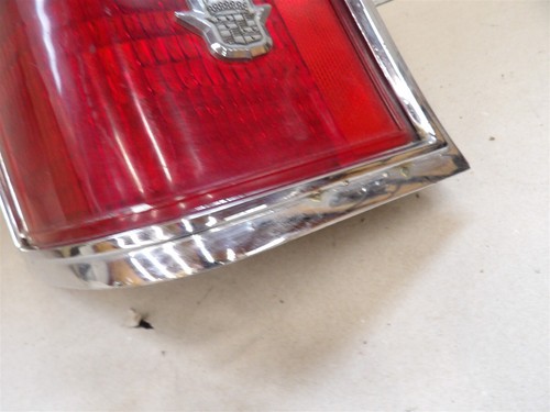 LUZ TRASERA IZQUIERDA LADO CONDUCTOR MONTAJE LÁMPARA CADILLAC SEVILLA 1978-79 OEM CROMO - Imagen 3 de 5