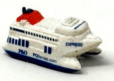 2 Magnet Schiffe P&O Ferries auf der Unterseite mit Magneten ca. 4 x 1,5 cm gro&szlig;