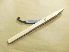 C.S. Osborne #268 Lever Spring Stretcher