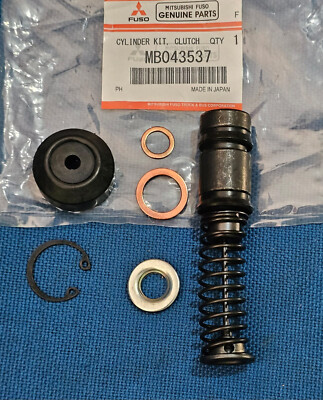 MB043537 Clutch Master Cylinder Repair Kit for MITSUBISHI OE 