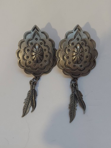 Orecchini Pendenti A Pappagallo Jonette Jewelry - Peltro Argentato - Chiusura Filo Francese