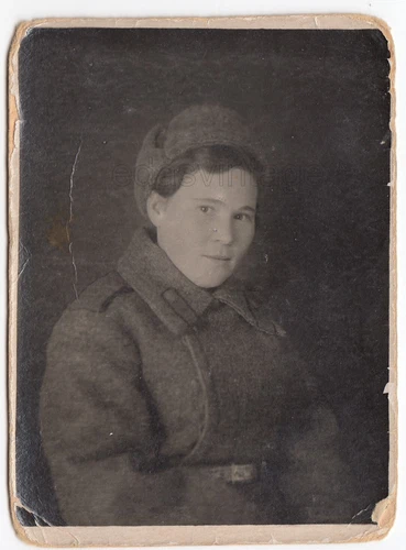 1943 WW2 WWII Pretty girl Woman Military uniform Soviet Red Army original photo