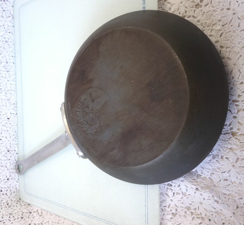 GHC Magnalite Professional 3-Rivet Anodized Aluminum 11” / 28cm Skillet Fry Pan - Picture 11 of 12